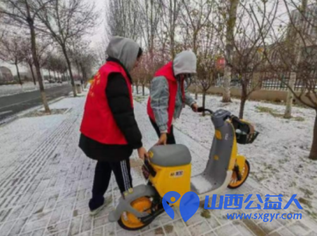 太原市小店区青年志愿者协会在大学城附近开展文明创城志愿活动 - 第6张