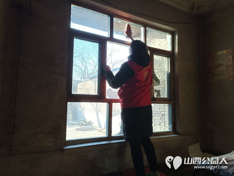 介休市敬老协会敬老爱老助老行动去张兰镇田堡村入户特困老人86岁米积盈家 - 第15张 - 山西公益人 介休市敬老协会敬老爱老助老行动去张兰镇田堡村入户特困老人86岁米积盈家 - 第15张