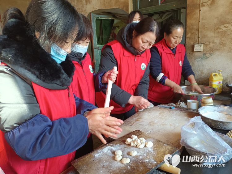 介休市敬老协会敬老爱老助老行动去张兰镇田堡村入户特困老人86岁米积盈家 - 第17张 - 山西公益人 介休市敬老协会敬老爱老助老行动去张兰镇田堡村入户特困老人86岁米积盈家 - 第17张