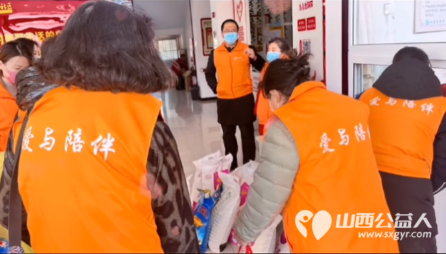 山西正诚社会工作服务中心组织爱心志愿者慰问比家美养老院老人 - 第26张 - 山西公益人 山西正诚社会工作服务中心组织爱心志愿者慰问比家美养老院老人 - 第26张