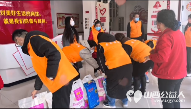 山西正诚社会工作服务中心组织爱心志愿者慰问比家美养老院老人 - 第27张 - 山西公益人 山西正诚社会工作服务中心组织爱心志愿者慰问比家美养老院老人 - 第27张