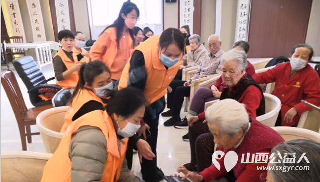 山西正诚社会工作服务中心组织爱心志愿者慰问比家美养老院老人 - 第15张 - 山西公益人 山西正诚社会工作服务中心组织爱心志愿者慰问比家美养老院老人 - 第15张