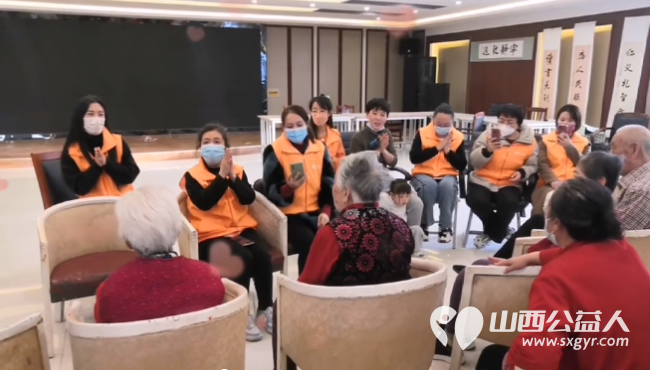 山西正诚社会工作服务中心组织爱心志愿者慰问比家美养老院老人 - 第4张 - 山西公益人 山西正诚社会工作服务中心组织爱心志愿者慰问比家美养老院老人 - 第4张