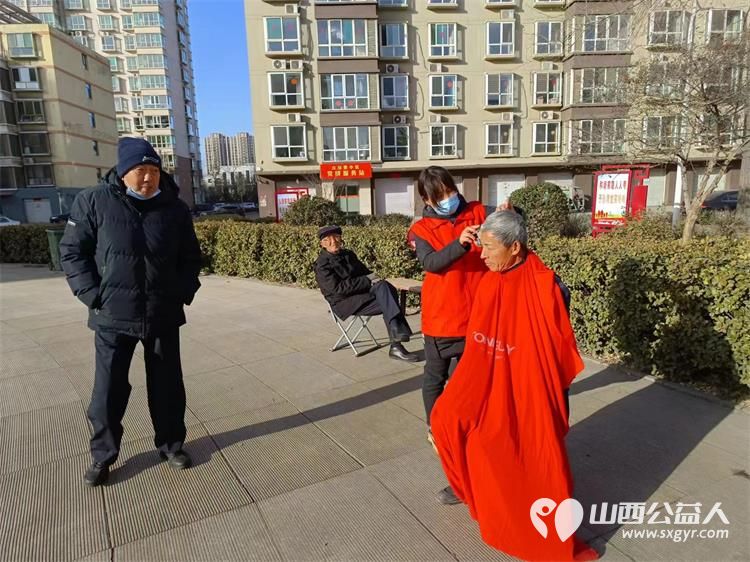 志愿服务进社区,健康活动暖人心——介休市敬老协会走进北关街道水门北街社区彦泰小区服务社区居民 - 第6张 - 山西公益人 志愿服务进社区,健康活动暖人心——介休市敬老协会走进北关街道水门北街社区彦泰小区服务社区居民 - 第6张