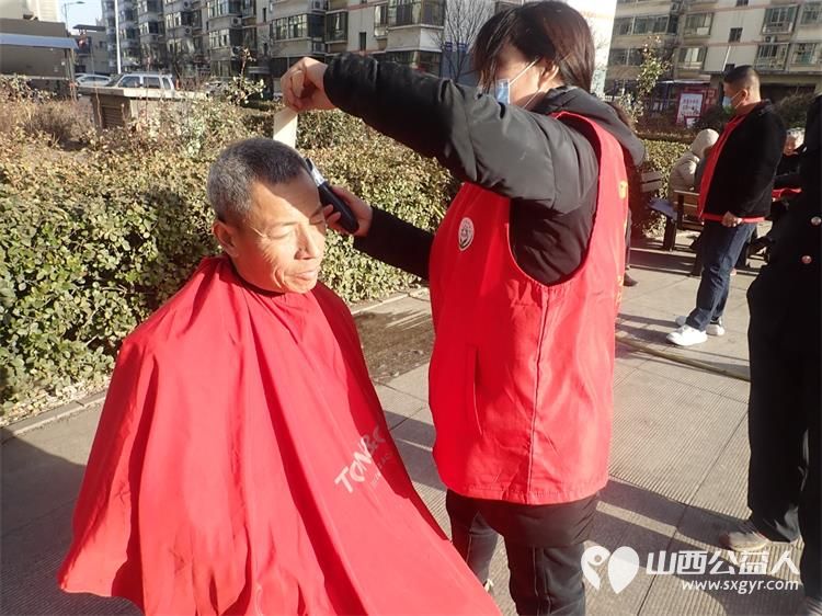 志愿服务进社区,健康活动暖人心——介休市敬老协会走进北关街道水门北街社区彦泰小区服务社区居民 - 第5张 - 山西公益人 志愿服务进社区,健康活动暖人心——介休市敬老协会走进北关街道水门北街社区彦泰小区服务社区居民 - 第5张