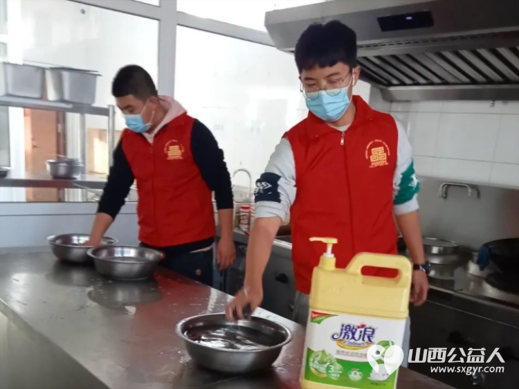 山西省文化发展基金会工会发起常态化助老服务组织太原警校同学到欣宁护理院志愿活动 - 第16张