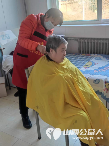 长治市阳光困境儿童帮扶协会赴长治市潞洲区南山田园敬老院开展义务理发活动 - 第21张