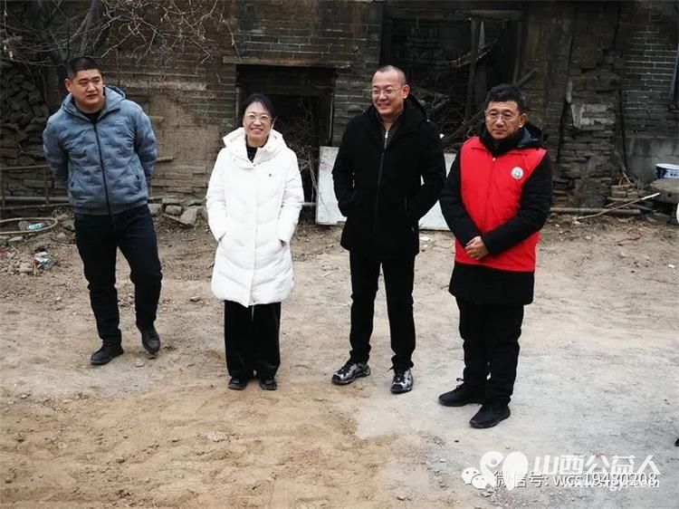 介休市敬老协会资助义棠镇义棠村李根明家危房改造修建完工全家喜迁新居志愿者们来庆贺 - 第8张