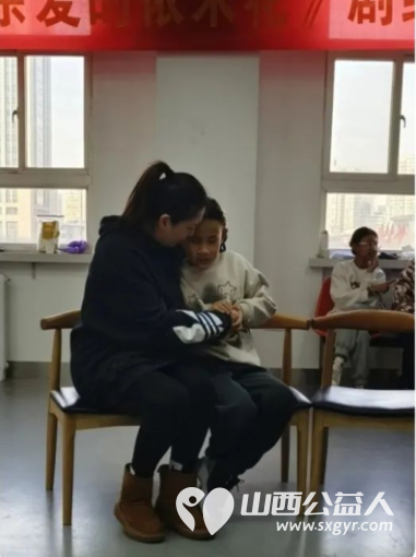 太原市关心下一代工作委员会一行探望《亲爱的依米花》主创团队 - 第2张