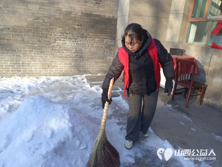 介休市敬老协会在城关乡石河村入户监测户58岁廉恩华家中献爱心公益活动 - 第13张 - 山西公益人 介休市敬老协会在城关乡石河村入户监测户58岁廉恩华家中献爱心公益活动 - 第13张