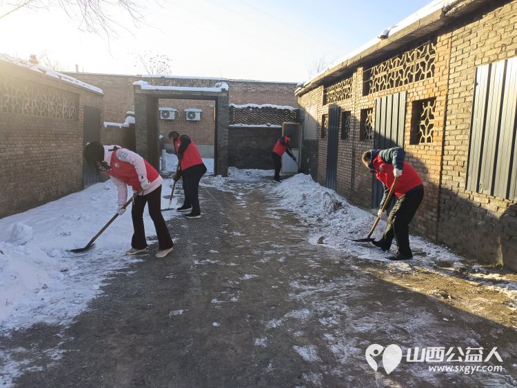 介休市敬老协会在城关乡石河村入户监测户58岁廉恩华家中献爱心公益活动 - 第11张 - 山西公益人 介休市敬老协会在城关乡石河村入户监测户58岁廉恩华家中献爱心公益活动 - 第11张
