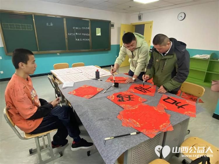 山西星光骐骥教育咨询有限公司的支教孤独症孩子活动在太原灵星社区正式开始 - 第3张 - 山西公益人 山西星光骐骥教育咨询有限公司的支教孤独症孩子活动在太原灵星社区正式开始 - 第3张