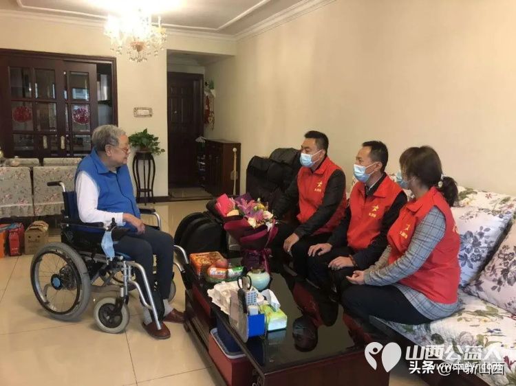 太原小店区首个以志愿者服务为主题的政协委员工作室 张正华“委员工作室”成立暨授牌仪式举行 - 第4张