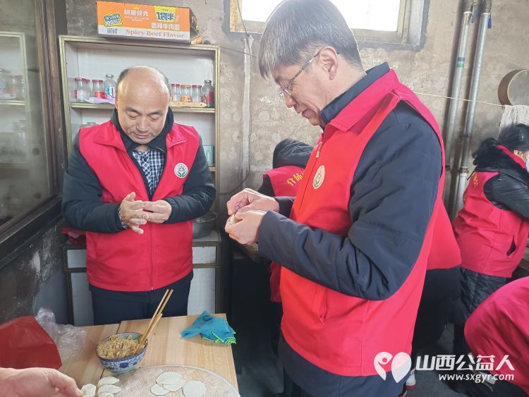 介休市义棠镇小宋曲村监测户65岁王增胜家中迎来介休市敬老协会志愿者 - 第20张 - 山西公益人 介休市义棠镇小宋曲村监测户65岁王增胜家中迎来介休市敬老协会志愿者 - 第20张