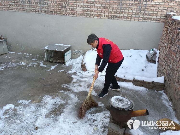 介休市义棠镇小宋曲村监测户65岁王增胜家中迎来介休市敬老协会志愿者 - 第12张 - 山西公益人 介休市义棠镇小宋曲村监测户65岁王增胜家中迎来介休市敬老协会志愿者 - 第12张