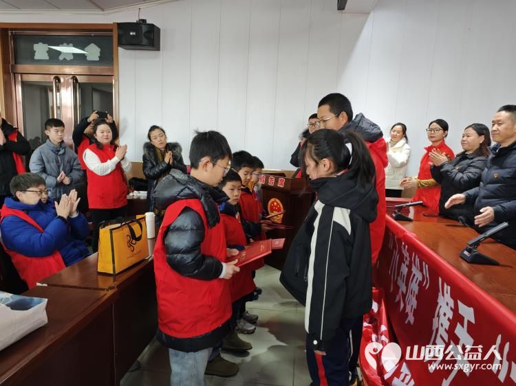 清徐县阳光益佳爱心服务队2024年新年慰问千名单亲儿童在清徐县王答乡人民政府隆重举行 - 第10张