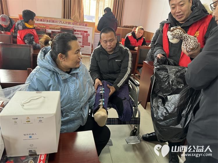 清徐县阳光益佳爱心服务队2024年新年慰问千名单亲儿童在清徐县王答乡人民政府隆重举行 - 第11张