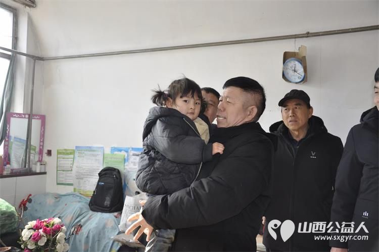 关注特困群体关心因病返贫山西省文化发展基金会组织爱心团队走进临县后甘泉慰问特困村民 - 第9张