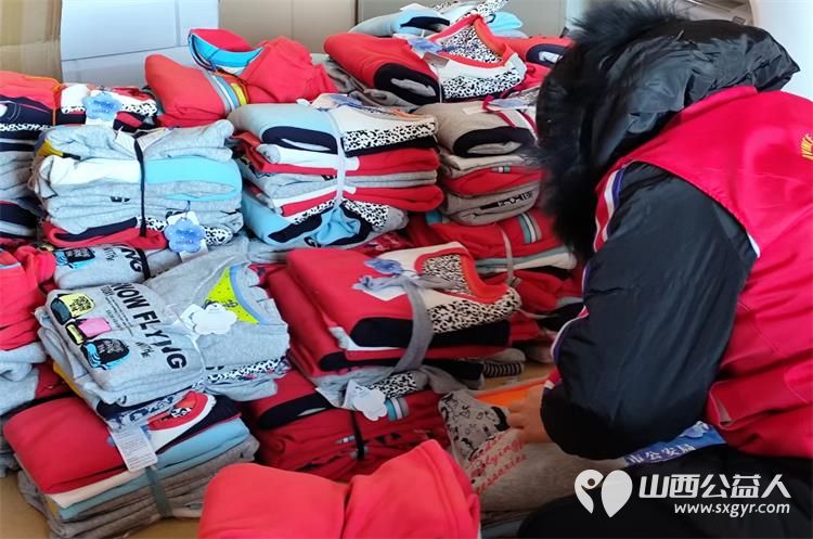 关爱特殊儿童关注特殊教育 山西省文化发展基金会党支部携手爱心企业家走进临县特殊教育学校开展暖冬慰问活动 - 第11张 - 山西公益人 关爱特殊儿童关注特殊教育 山西省文化发展基金会党支部携手爱心企业家走进临县特殊教育学校开展暖冬慰问活动 - 第11张