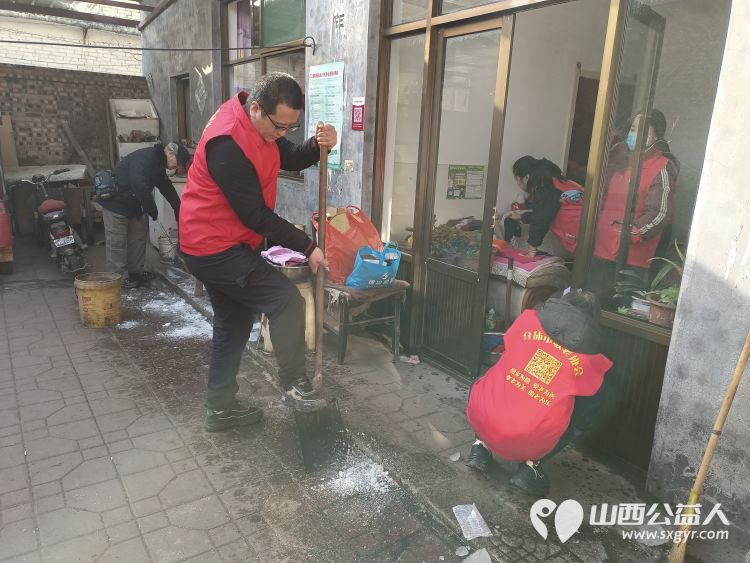 介休市敬老协会去宋古乡南张家庄村入户监测户66岁燕双柱老人家中公益活动 - 第8张 - 山西公益人 介休市敬老协会去宋古乡南张家庄村入户监测户66岁燕双柱老人家中公益活动 - 第8张