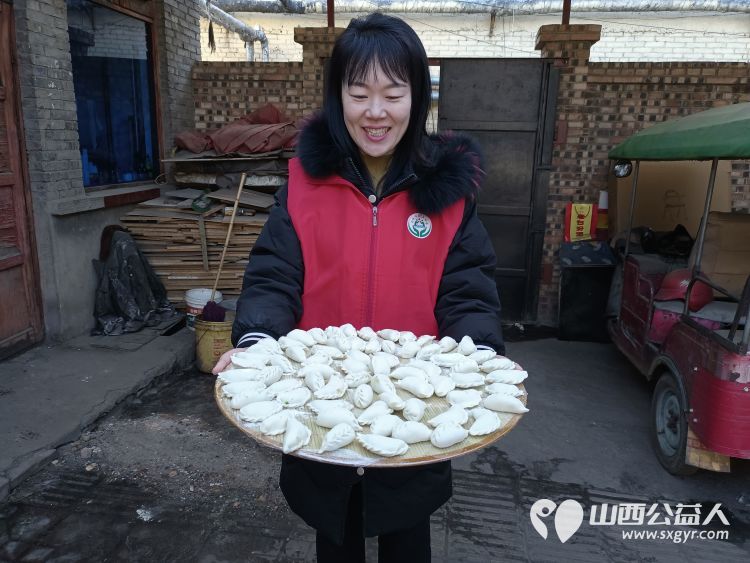 介休市敬老协会去宋古乡南张家庄村入户监测户66岁燕双柱老人家中公益活动 - 第11张 - 山西公益人 介休市敬老协会去宋古乡南张家庄村入户监测户66岁燕双柱老人家中公益活动 - 第11张