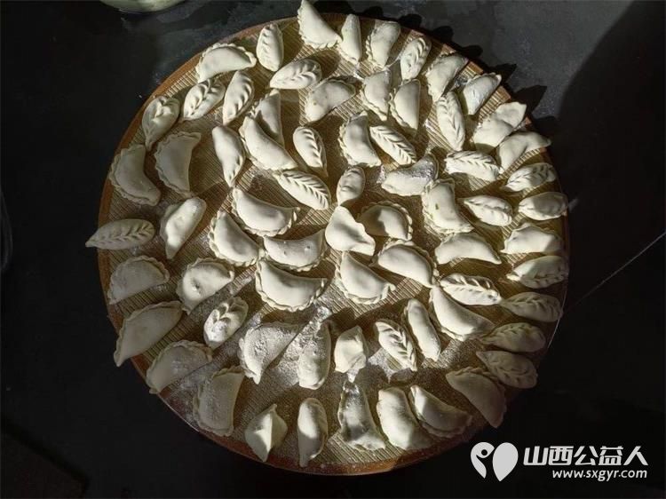 介休市敬老协会去宋古乡南张家庄村入户监测户66岁燕双柱老人家中公益活动 - 第12张 - 山西公益人 介休市敬老协会去宋古乡南张家庄村入户监测户66岁燕双柱老人家中公益活动 - 第12张