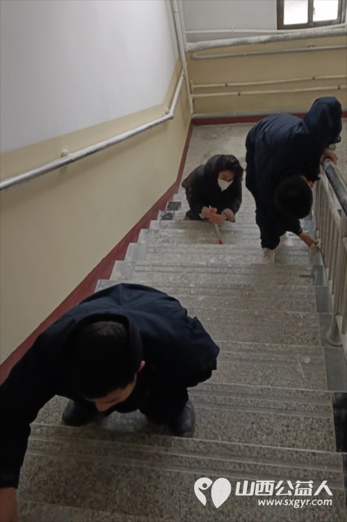 山西学雷锋志愿服务总队联合山西省警察学院在晋源雅松养老院做志愿服务活动 - 第9张 - 山西公益人 山西学雷锋志愿服务总队联合山西省警察学院在晋源雅松养老院做志愿服务活动 - 第9张