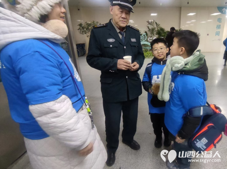 太原市儿童友好促进会 太原市关爱下一代志愿者协会举办的太原市温暖日活动元旦举行82位儿童志愿者手捧一杯姜茶温暖我们的城 - 第26张 - 山西公益人 太原市儿童友好促进会 太原市关爱下一代志愿者协会举办的太原市温暖日活动元旦举行82位儿童志愿者手捧一杯姜茶温暖我们的城 - 第26张