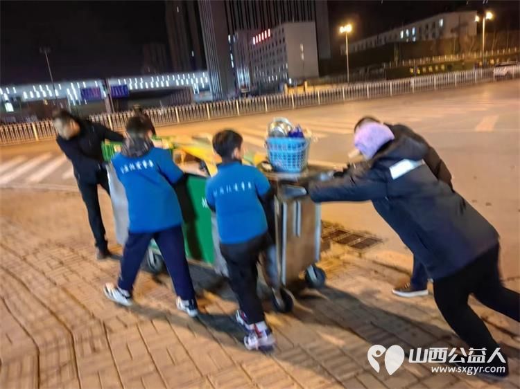 太原市儿童友好促进会 太原市关爱下一代志愿者协会举办的太原市温暖日活动元旦举行82位儿童志愿者手捧一杯姜茶温暖我们的城 - 第33张 - 山西公益人 太原市儿童友好促进会 太原市关爱下一代志愿者协会举办的太原市温暖日活动元旦举行82位儿童志愿者手捧一杯姜茶温暖我们的城 - 第33张
