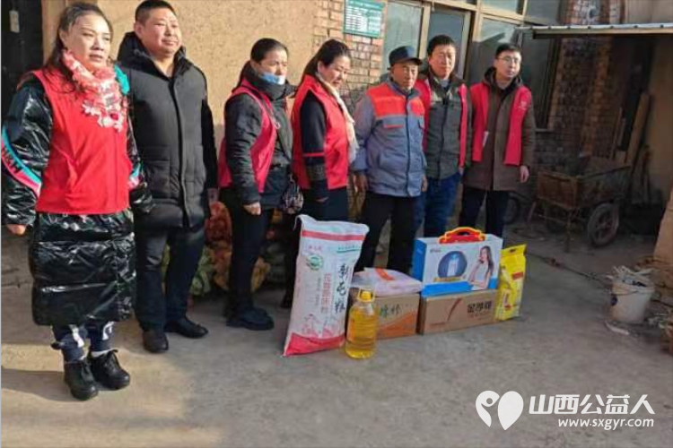 长治圆梦公益协会志愿者心系山区里孤寡老人经前期入户调研决定在元旦前夕向山区里的孤寡老人进行献爱心活动 - 第6张