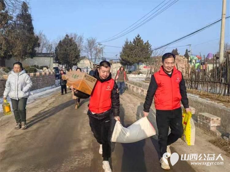 长治圆梦公益协会志愿者心系山区里孤寡老人经前期入户调研决定在元旦前夕向山区里的孤寡老人进行献爱心活动 - 第12张