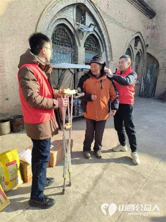 长治圆梦公益协会志愿者心系山区里孤寡老人经前期入户调研决定在元旦前夕向山区里的孤寡老人进行献爱心活动 - 第24张