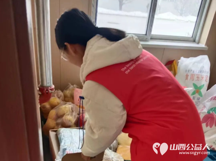 庆新春不忘初心 山西文基会志愿者元旦佳节帮助欣宁护理院老人清理卫生欢乐过节 - 第5张