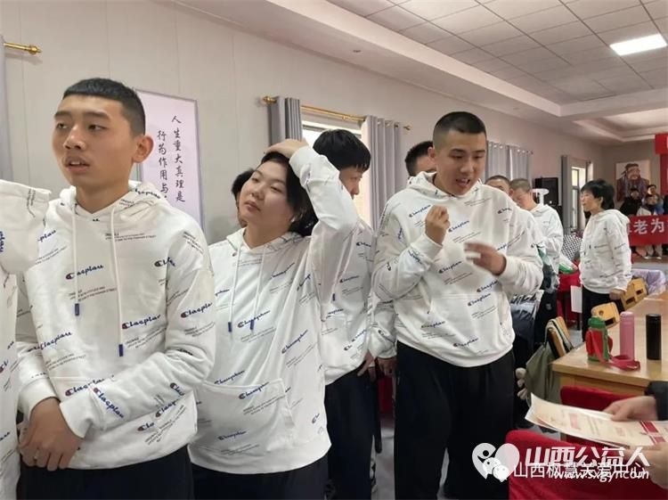 老少同乐残健共融 山西枫慧心智障碍关爱中心的星青年来到了山西慧德众福康养中心与爷爷奶奶们联欢共贺新春 - 第4张