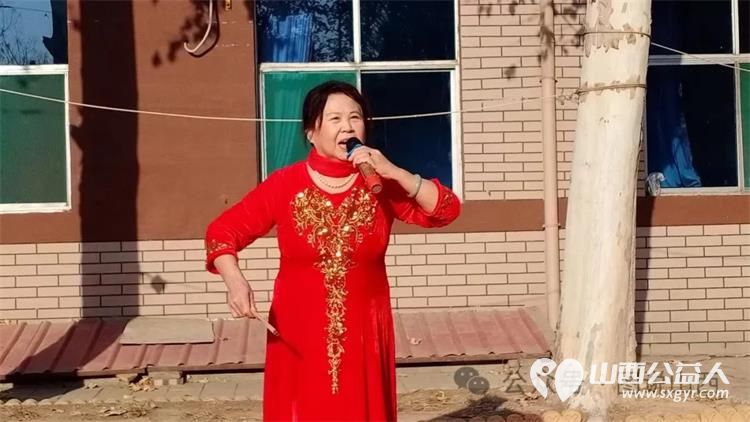 敬老爱老共庆新年 临汾市文明交通志愿者协会志愿者走进尧都区夕阳红敬老院慰问演出 - 第5张