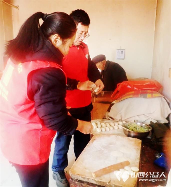 介休市敬老协会志愿者敬老爱老助老行动走进义安镇孟村给老人们爱心理发体检服务特困老人 - 第29张 - 山西公益人 介休市敬老协会志愿者敬老爱老助老行动走进义安镇孟村给老人们爱心理发体检服务特困老人 - 第29张