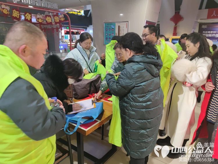 祝山西顺风公益十周年庆典举办圆满成功，晋城绿丝带公益志愿者观看山西顺风公益电影“烟火人间” - 第17张