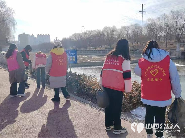文水县爱心帮扶志愿者协会及中志协应急委文水服务队保护文峪河环境 放假返乡的大学生志愿者在行动 - 第16张