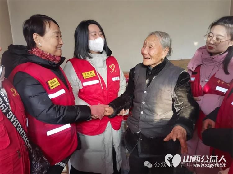 新春走基层 晋中市义工协会榆次、榆社、灵石志愿服务队关爱困难群体志愿服务暖民心 - 第9张 - 山西公益人 新春走基层 晋中市义工协会榆次、榆社、灵石志愿服务队关爱困难群体志愿服务暖民心 - 第9张