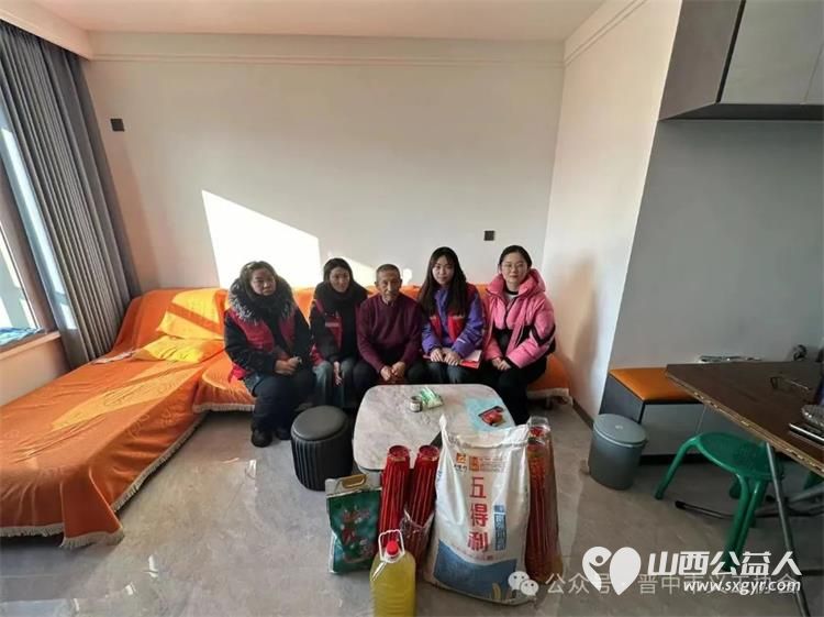 新春走基层 晋中市义工协会榆次、榆社、灵石志愿服务队关爱困难群体志愿服务暖民心 - 第14张 - 山西公益人 新春走基层 晋中市义工协会榆次、榆社、灵石志愿服务队关爱困难群体志愿服务暖民心 - 第14张