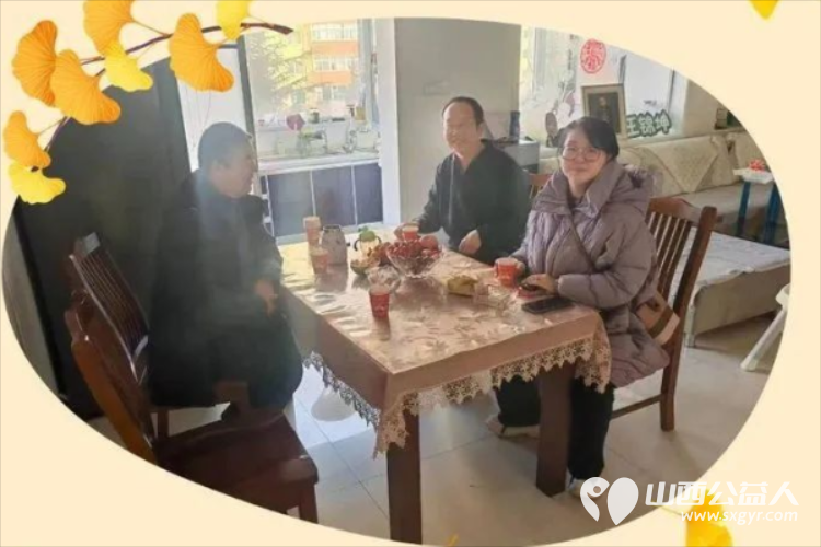 长治市义工协会组织义工探望长治市义工协会中的老义工也去探望了老兵家庭为他们送上温暖与慰问 - 第5张 - 山西公益人 长治市义工协会组织义工探望长治市义工协会中的老义工也去探望了老兵家庭为他们送上温暖与慰问 - 第5张