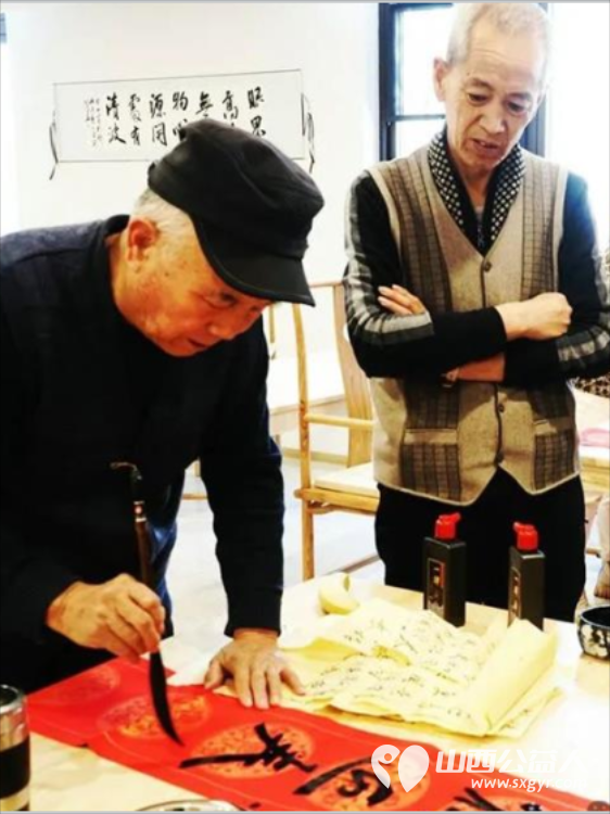 介休市书画研究会在洪山镇西宋丁村祥瑞源老年公寓举办挥毫泼墨写春联公益助老迎新春活动 - 第15张