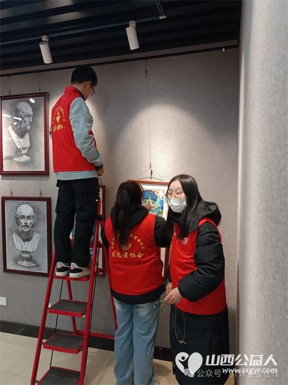 介休市北关街道彦博路社区志愿者协会受邀参加介休少儿书画展布展志愿活动 - 第19张 - 山西公益人 介休市北关街道彦博路社区志愿者协会受邀参加介休少儿书画展布展志愿活动 - 第19张