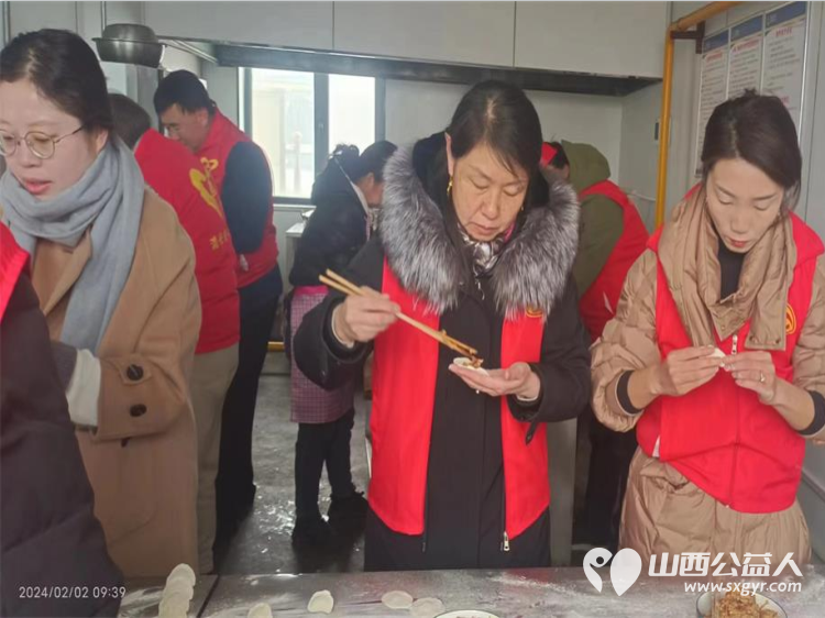 不忘初心送温暖长治市潞安爱心义工协会携潞安宾馆情系敬老院冬日送温暖爱心慰问活动 - 第3张