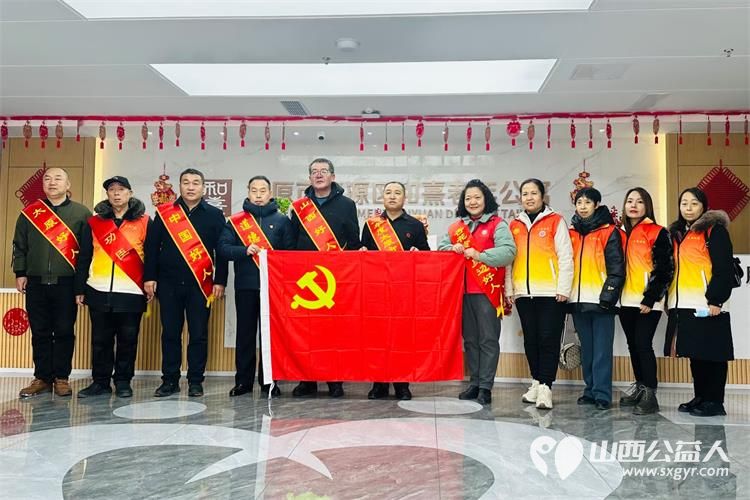 春节前夕太原市烛光志愿服务中心组织志愿者们走进晋源区和熹敬老院给老人们义务理发 - 第1张 - 山西公益人 春节前夕太原市烛光志愿服务中心组织志愿者们走进晋源区和熹敬老院给老人们义务理发 - 第1张