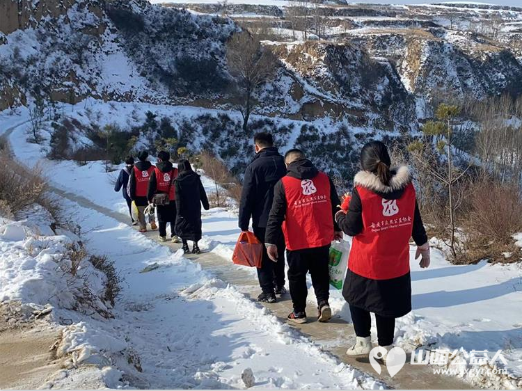 太原市古交众熙公益协会春节前为困境家庭送去慰问品和新春祝福 - 第8张 - 山西公益人 太原市古交众熙公益协会春节前为困境家庭送去慰问品和新春祝福 - 第8张