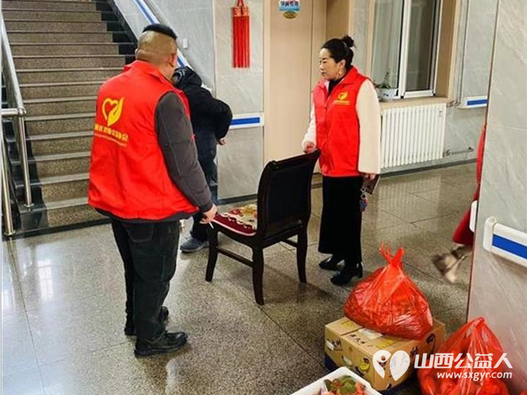 长治市思源公益协会志愿者走进故漳敬老院给老人拜年 - 第6张 - 山西公益人 长治市思源公益协会志愿者走进故漳敬老院给老人拜年 - 第6张