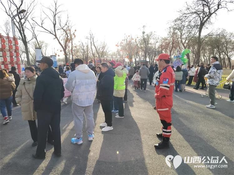 青春奉献我在岗.春节服务不打烊 晋中新青年高校志愿者联合服务中心在“榆次区莲花湾景区”开展助力文明旅游志愿活动 - 第6张