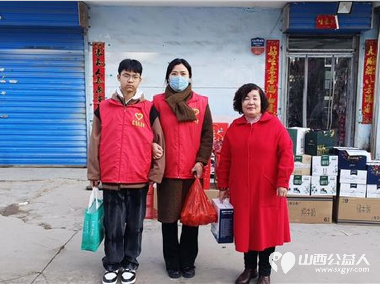 春节公益不打烊：贺新春，心手相连，相亲相爱一家人，忻州红色公益团队慰问志愿者常俊丽 - 第2张