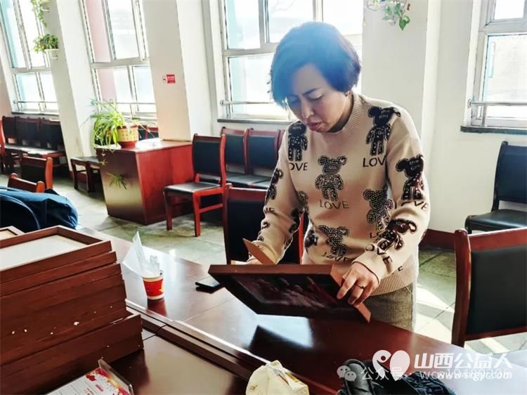 介休市文联组织市摄影家协会志愿者摄影进农家全家福公益拍摄活动记实 - 第11张 - 山西公益人 介休市文联组织市摄影家协会志愿者摄影进农家全家福公益拍摄活动记实 - 第11张